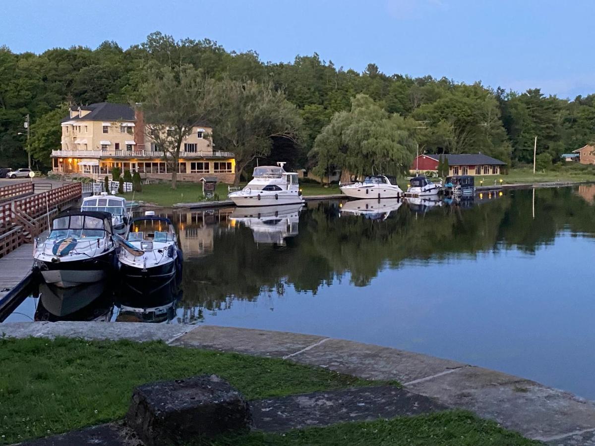 Hotel Kenney Rideau Crosby Esterno foto